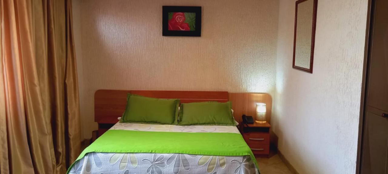 Hoteles Bogota Inn Colonial Extérieur photo